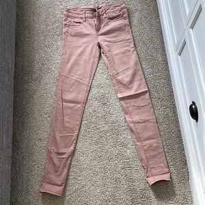 American eagle light pink jeggings. Size 4 extra long. Low rise.